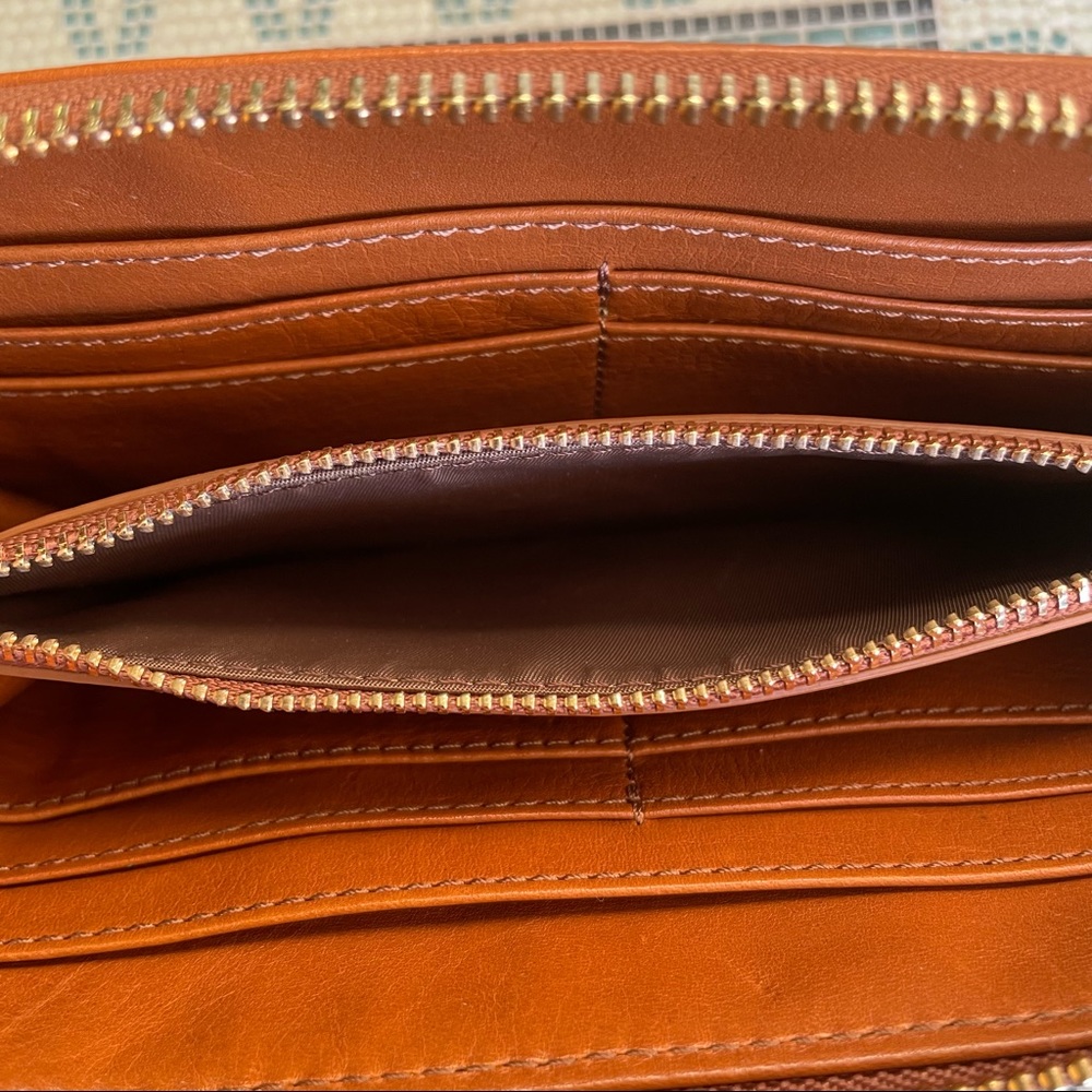 Tory Burch Bombe Leather Zip Around Continental Wallet, Rust - Picture 5 of 9